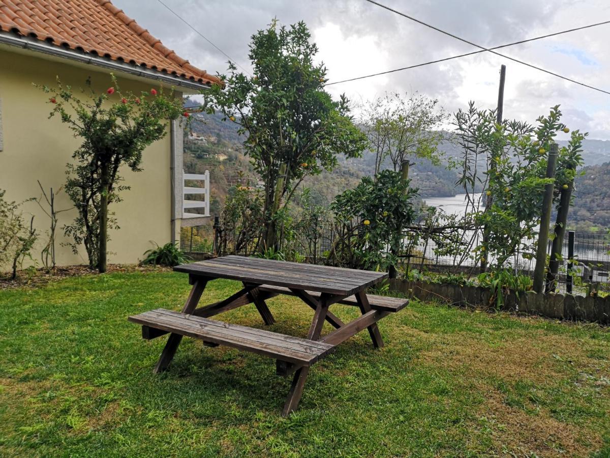 Villa Casa De Boucas São Pedro Exterior foto